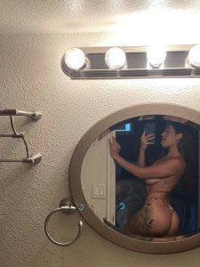 Adiana 😘 [ adianababyxo ] Onlyfans leaked video 1409320 on Hotleaks.tv