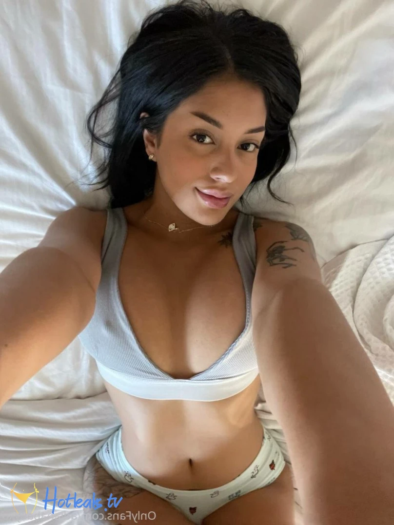 Adiana 😘 [ adianababyxo ] Onlyfans leaked photo 1505273 on Hotleaks.tv