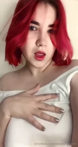 18678929