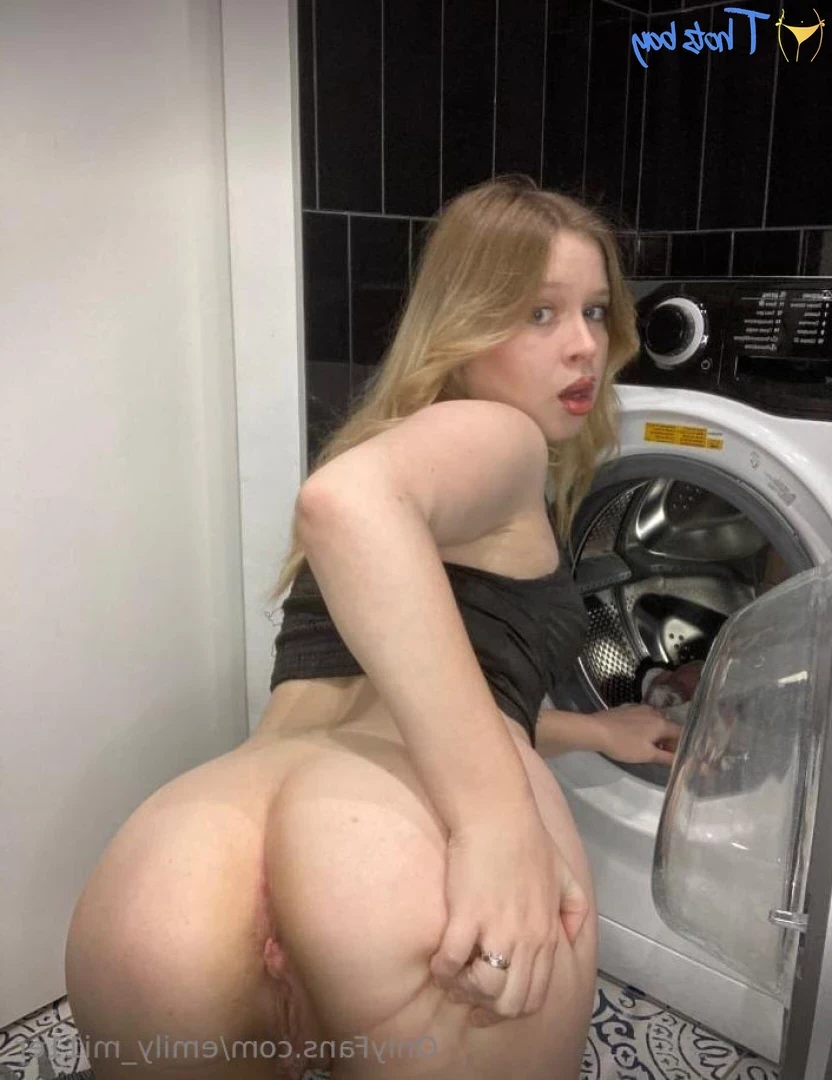 emily_mi11er [ emily-mi11er ] Onlyfans leaked photo 18679303 on Hotleaks.tv