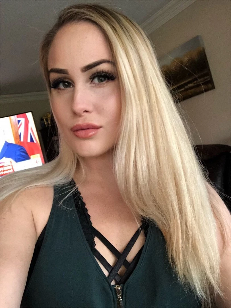 The whole F A M I L Y 😈 [ arnakarls ] Onlyfans leaked photo 1527738 on Hotleaks.tv