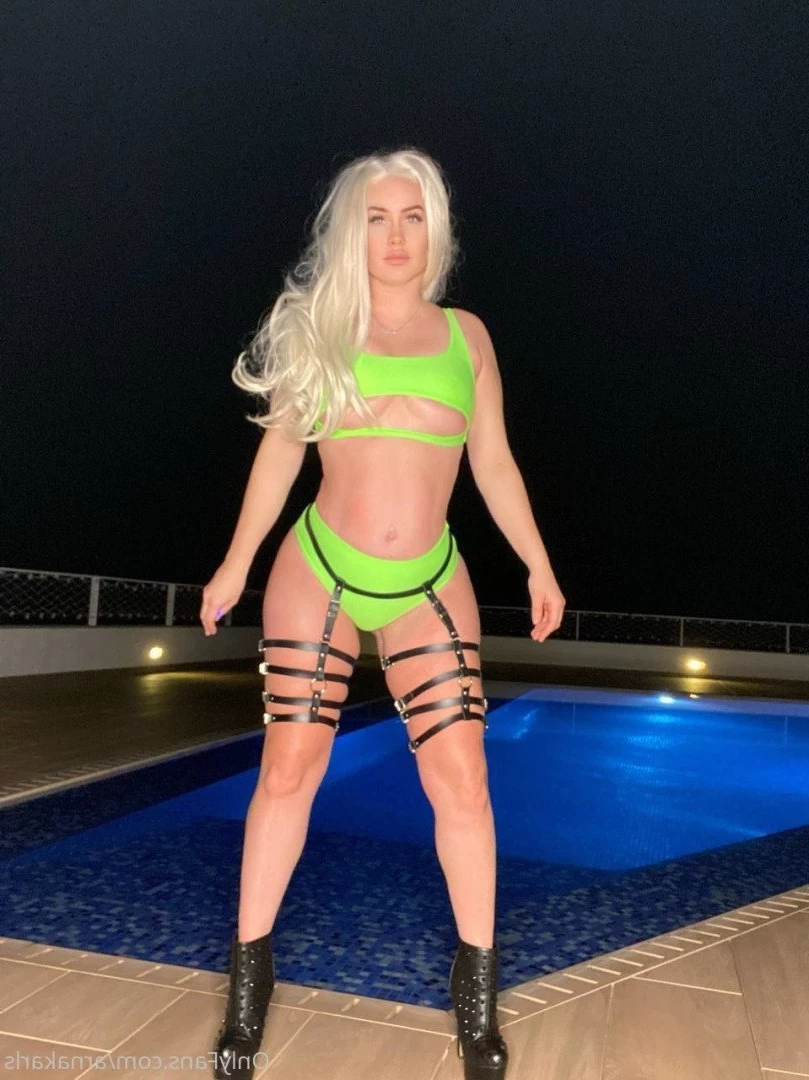 The whole F A M I L Y 😈 [ arnakarls ] Onlyfans leaked photo 4344781 on Hotleaks.tv
