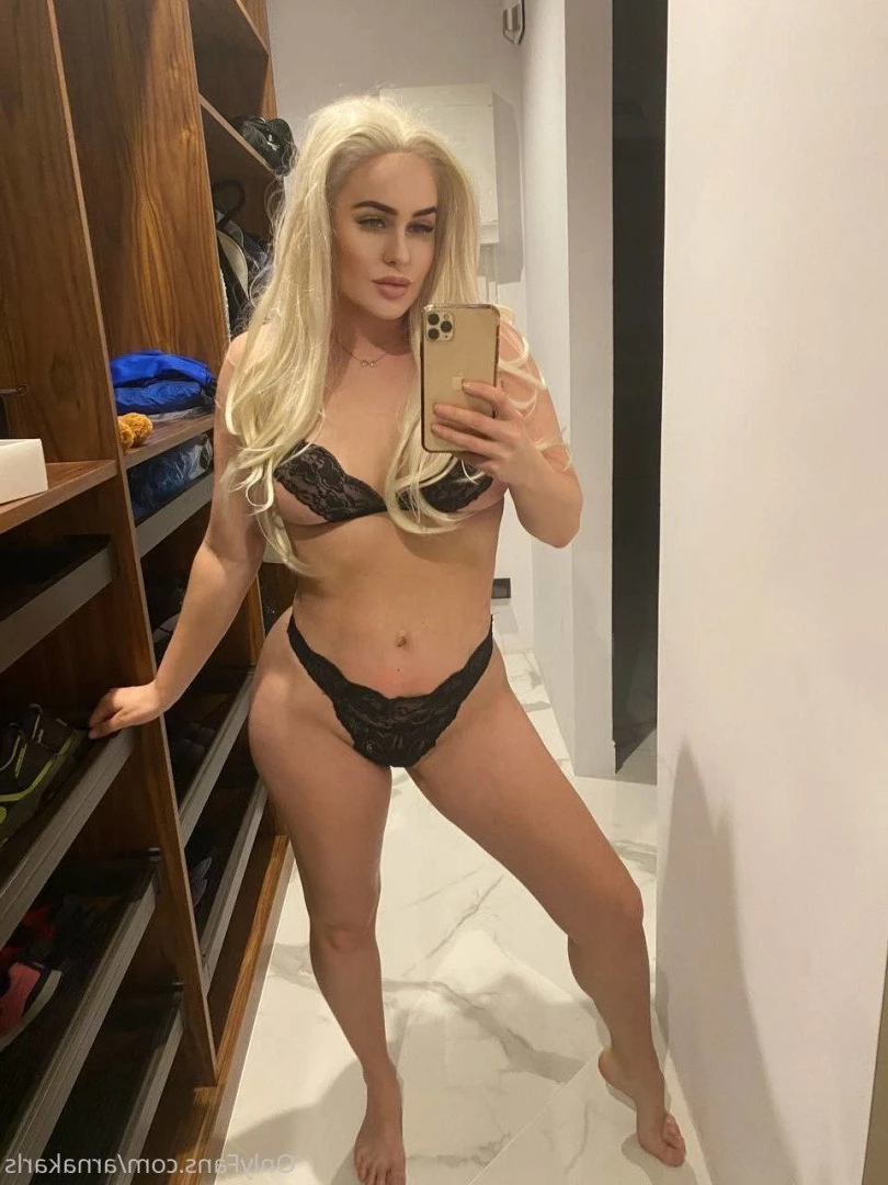 The whole F A M I L Y 😈 [ arnakarls ] Onlyfans leaked photo 4355841 on Hotleaks.tv