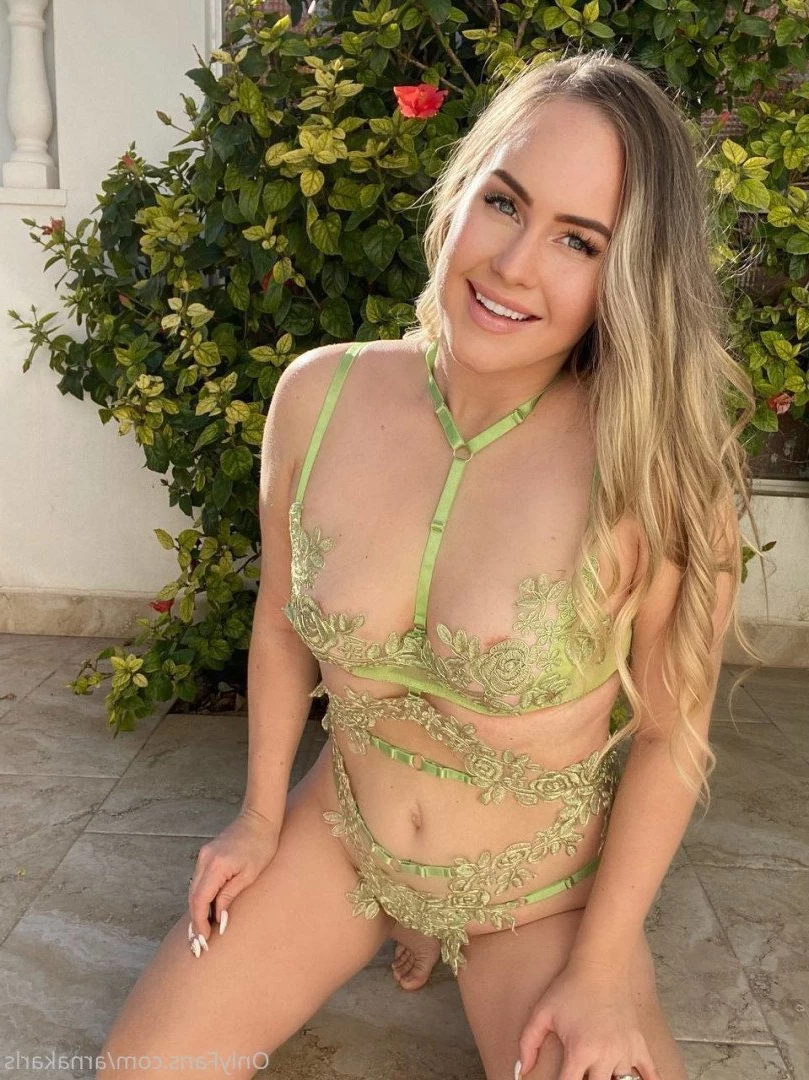 The whole F A M I L Y 😈 [ arnakarls ] Onlyfans leaked photo 4377318 on Hotleaks.tv