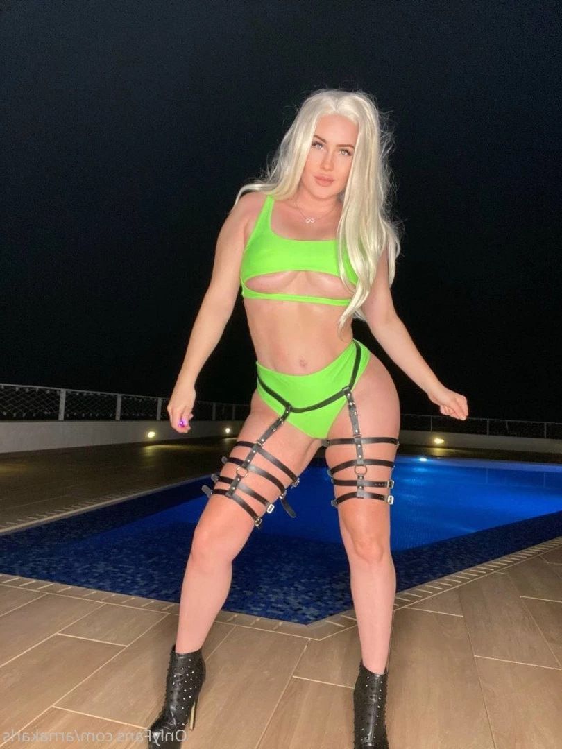 The whole F A M I L Y 😈 [ arnakarls ] Onlyfans leaked photo 4389473 on Hotleaks.tv