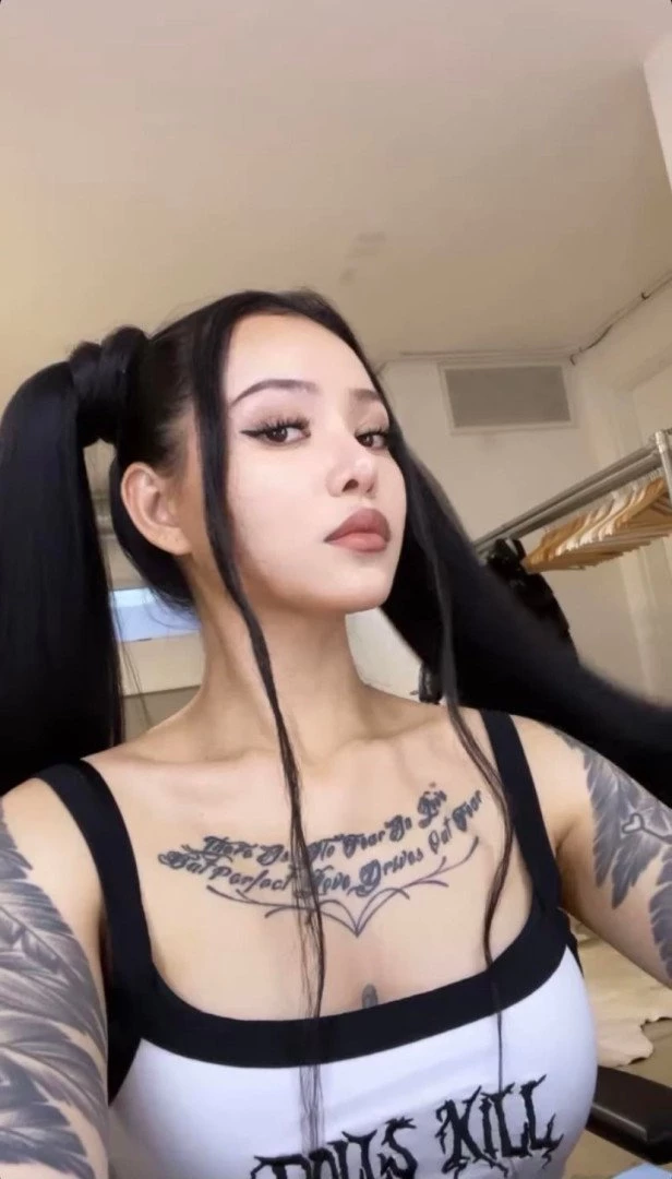  [ bllapoarch ] Onlyfans leaked photo 4615509 on Hotleaks.tv