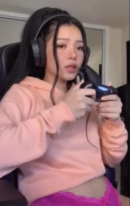 4623584