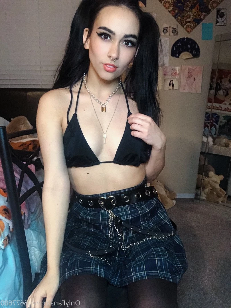 🖤ALT STEPSISTER🖤 [ blodvy ] Onlyfans leaked photo 1541946 on Hotleaks.tv