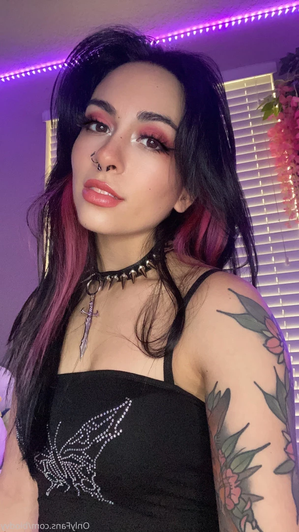 🖤ALT STEPSISTER🖤 [ blodvy ] Onlyfans leaked photo 6156476 on Hotleaks.tv