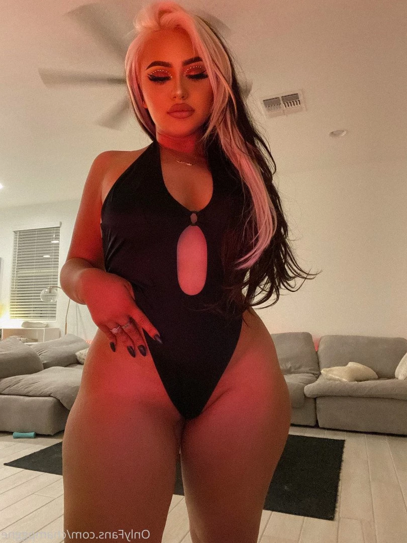 Champagne [ champggne ] Onlyfans leaked photo 1553439 on Hotleaks.tv