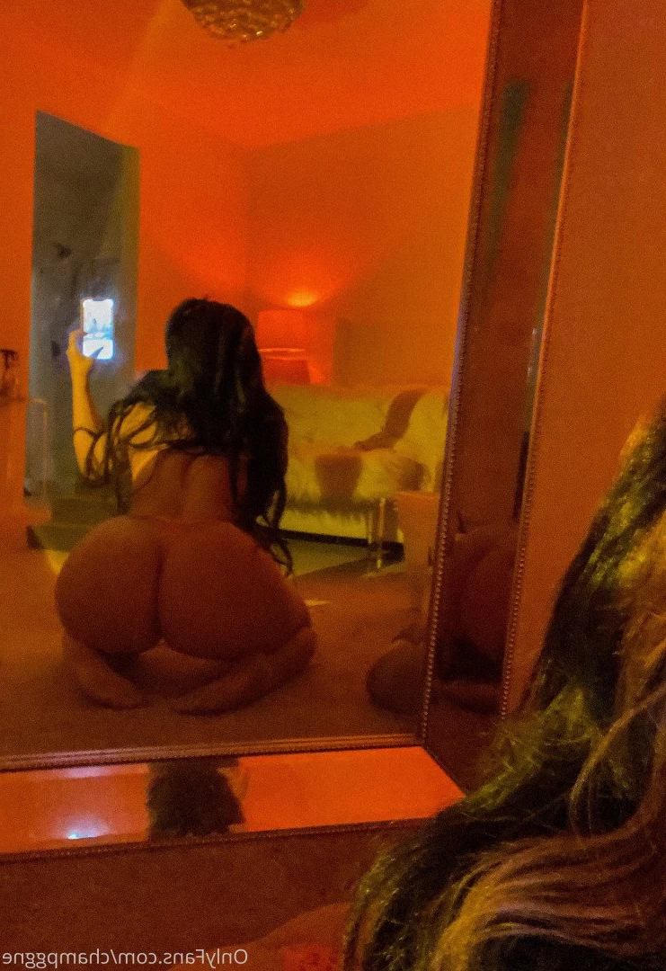 Champagne [ champggne ] Onlyfans leaked photo 1553580 on Hotleaks.tv