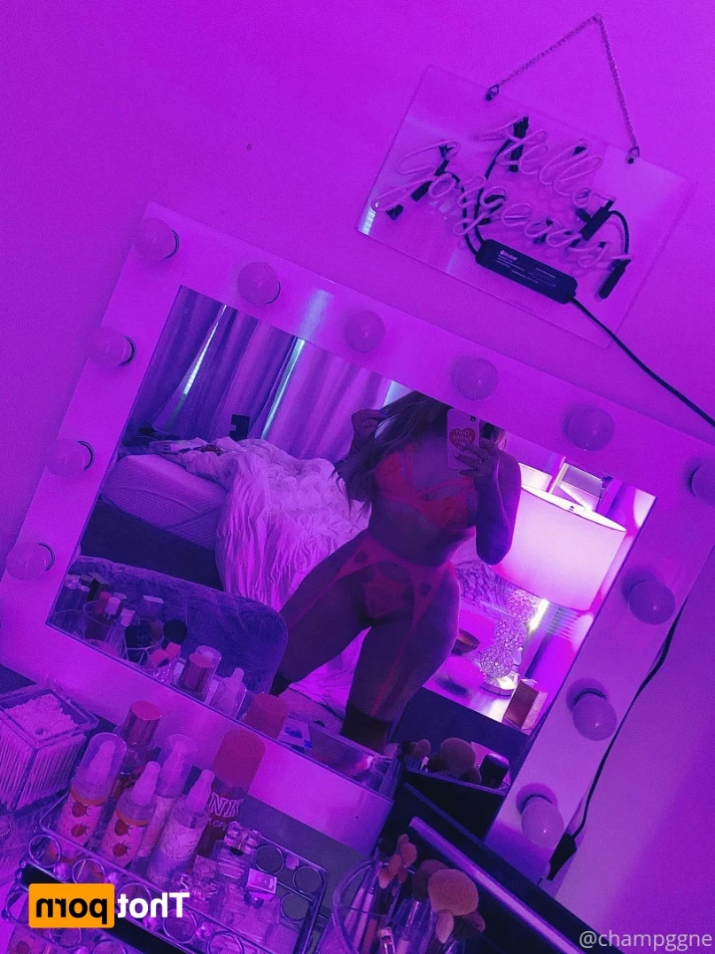 Champagne [ champggne ] Onlyfans leaked photo 11017814 on Hotleaks.tv