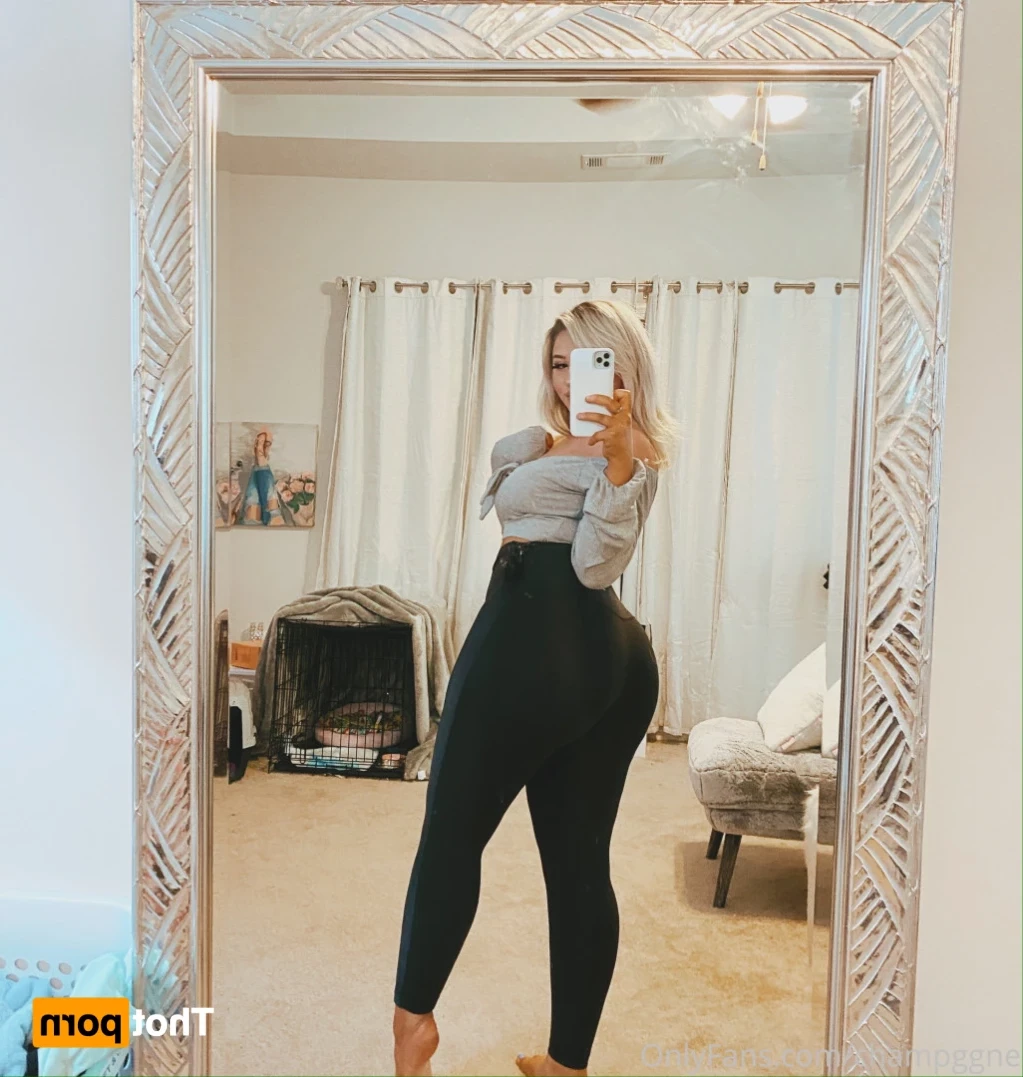 Champagne [ champggne ] Onlyfans leaked photo 11901653 on Hotleaks.tv