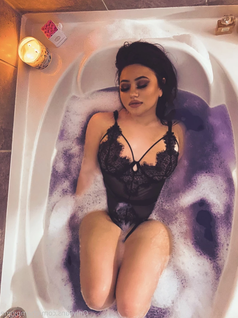 Champagne [ champggne ] Onlyfans leaked photo 13745650 on Hotleaks.tv