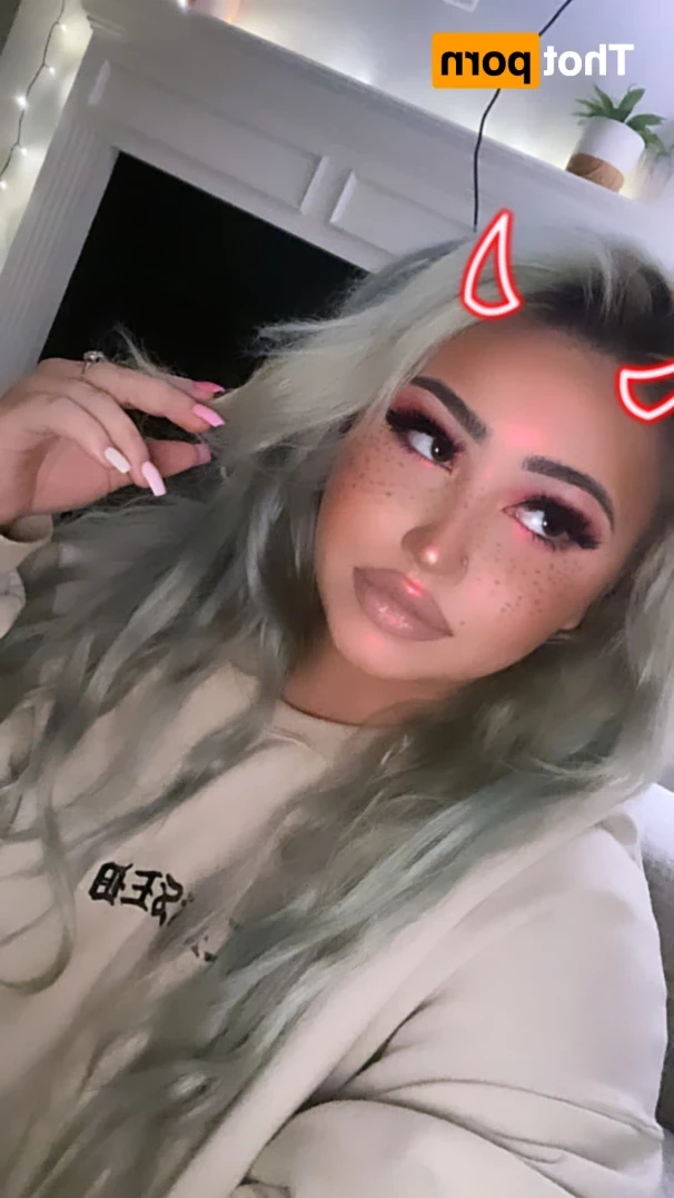 Champagne [ champggne ] Onlyfans leaked photo 13746011 on Hotleaks.tv