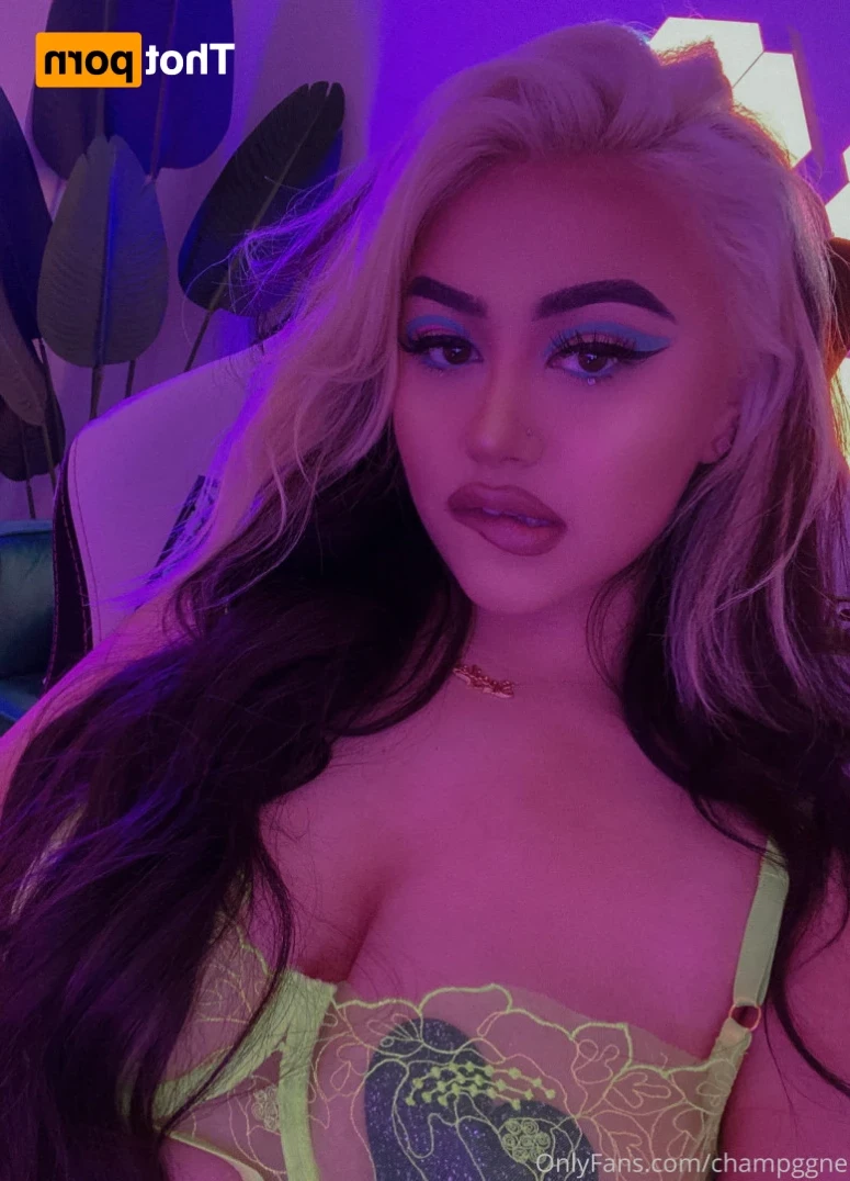 Champagne [ champggne ] Onlyfans leaked photo 13957332 on Hotleaks.tv