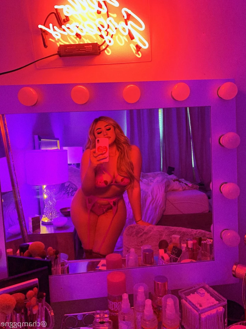 Champagne [ champggne ] Onlyfans leaked photo 13959996 on Hotleaks.tv