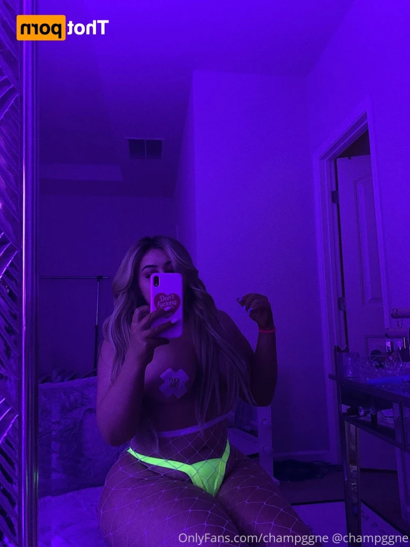 Champagne [ champggne ] Onlyfans leaked photo 14110013 on Hotleaks.tv