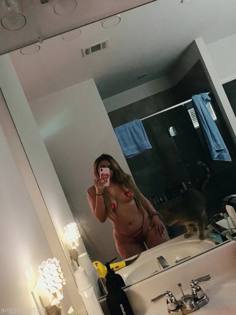 Champagne [ champggne ] Onlyfans leaked photo 14577669 on Hotleaks.tv