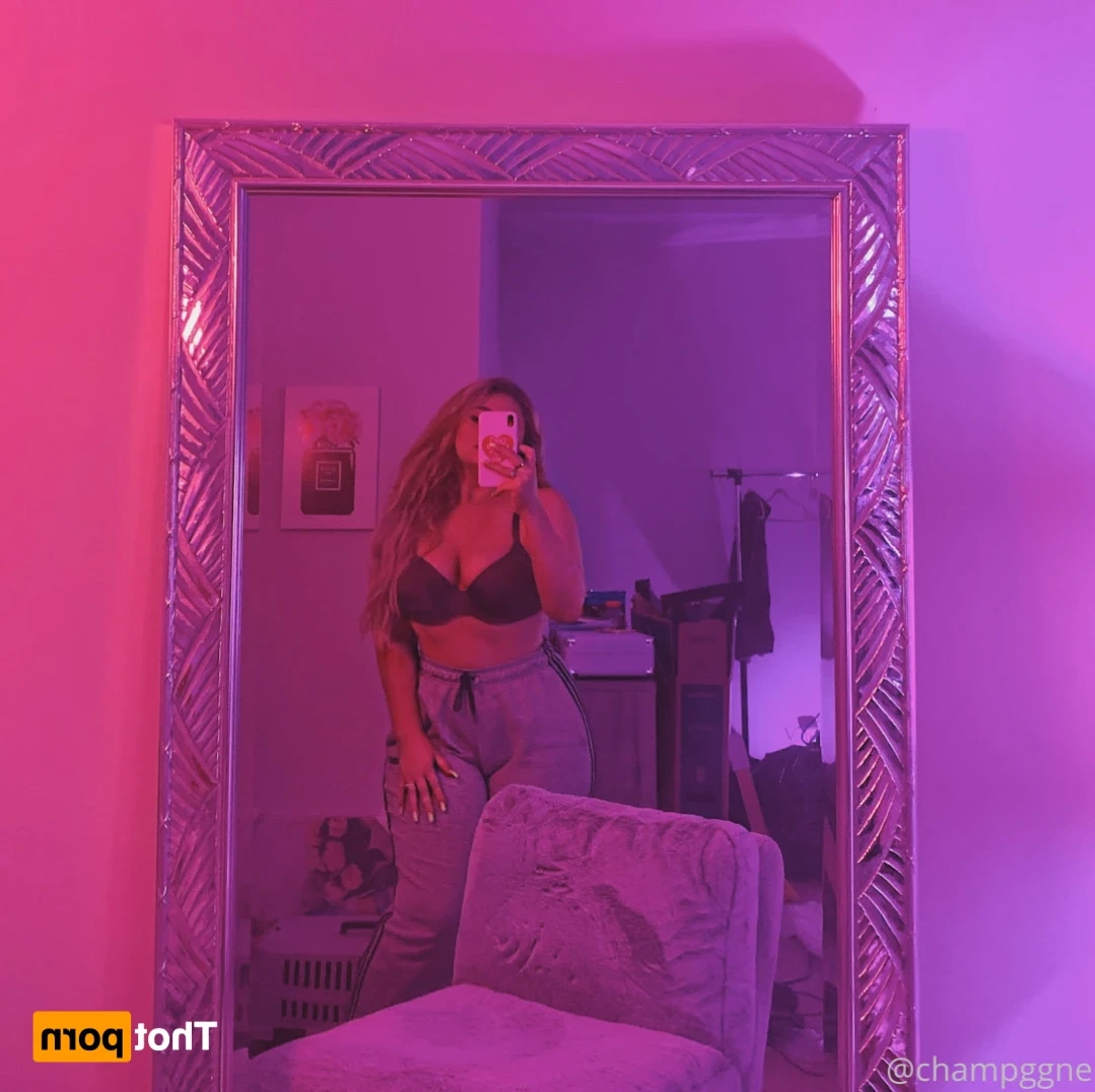 Champagne [ champggne ] Onlyfans leaked photo 14660924 on Hotleaks.tv