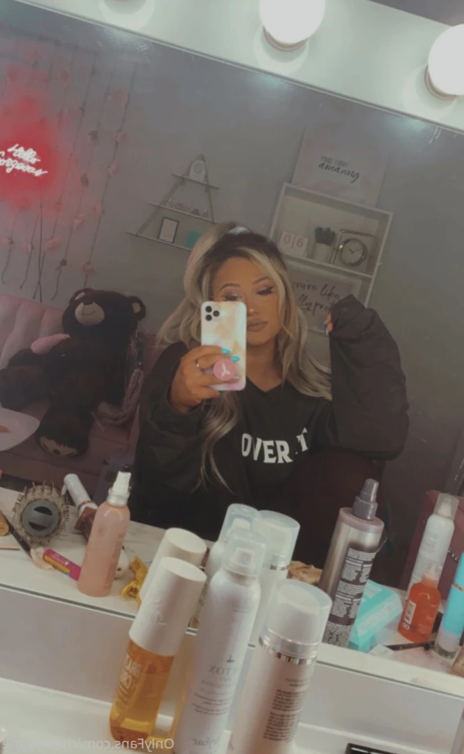 Champagne [ champggne ] Onlyfans leaked photo 14748658 on Hotleaks.tv