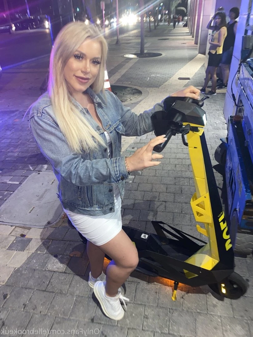 Elle Brooke [ ellebrookeuk ] Onlyfans leaked photo 1567820 on Hotleaks.tv