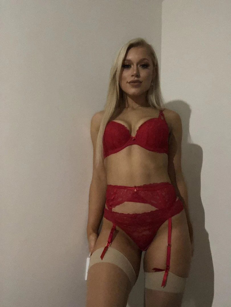 Elle Brooke [ ellebrookeuk ] Onlyfans leaked photo 1569021 on Hotleaks.tv