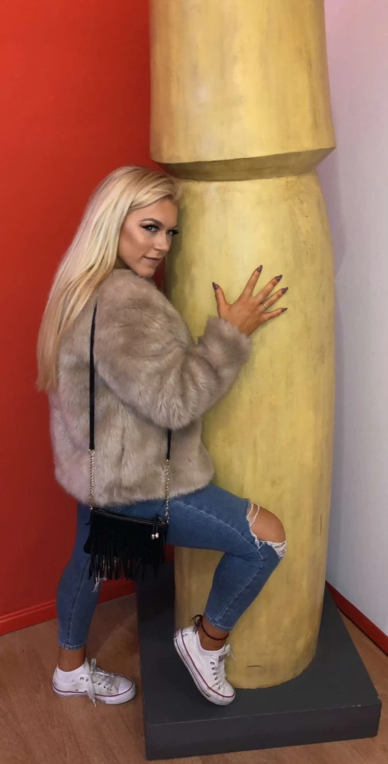 Elle Brooke [ ellebrookeuk ] Onlyfans leaked photo 6686355 on Hotleaks.tv