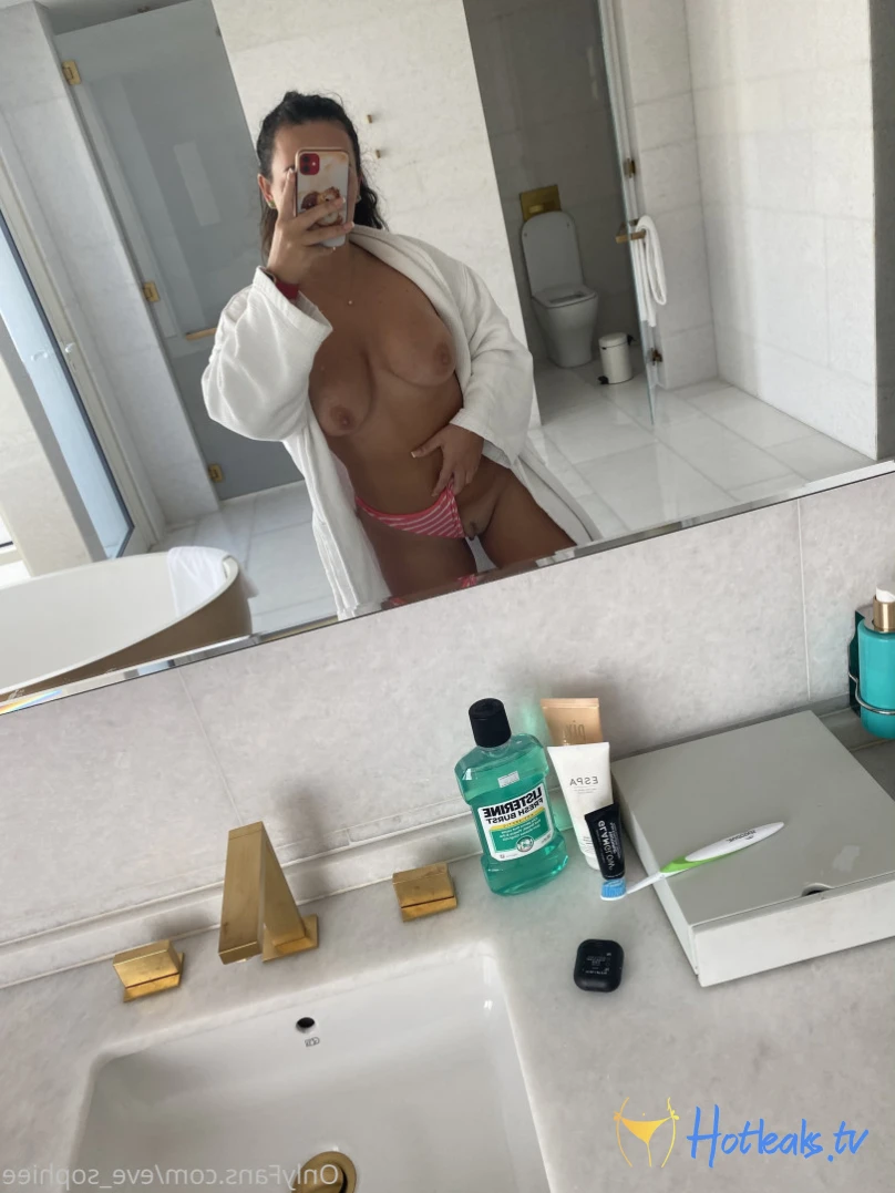 Ëve Sophieê 💋 [ eve_sophiee ] Onlyfans leaked photo 10330406 on Hotleaks.tv