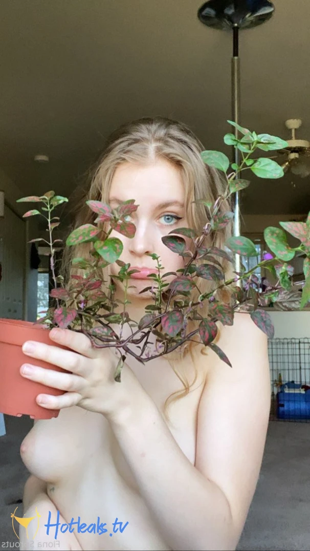 Fiona Sprouts 🌱(they/him) not a girl [ fionasprouts99 ] Onlyfans leaked photo 1576653 on Hotleaks.tv