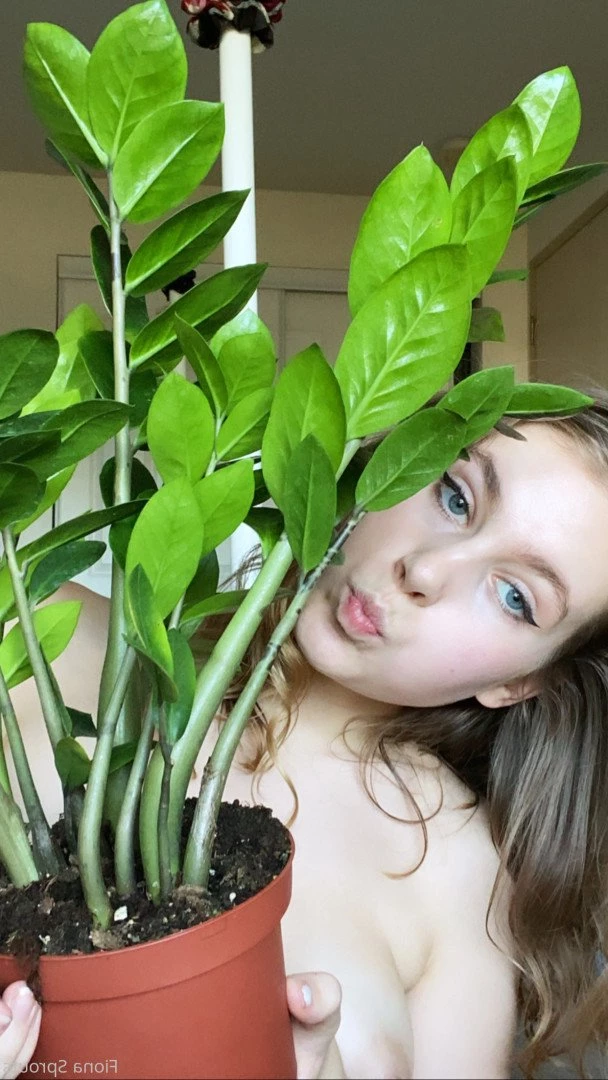 Fiona Sprouts 🌱(they/him) not a girl [ fionasprouts99 ] Onlyfans leaked photo 1576712 on Hotleaks.tv