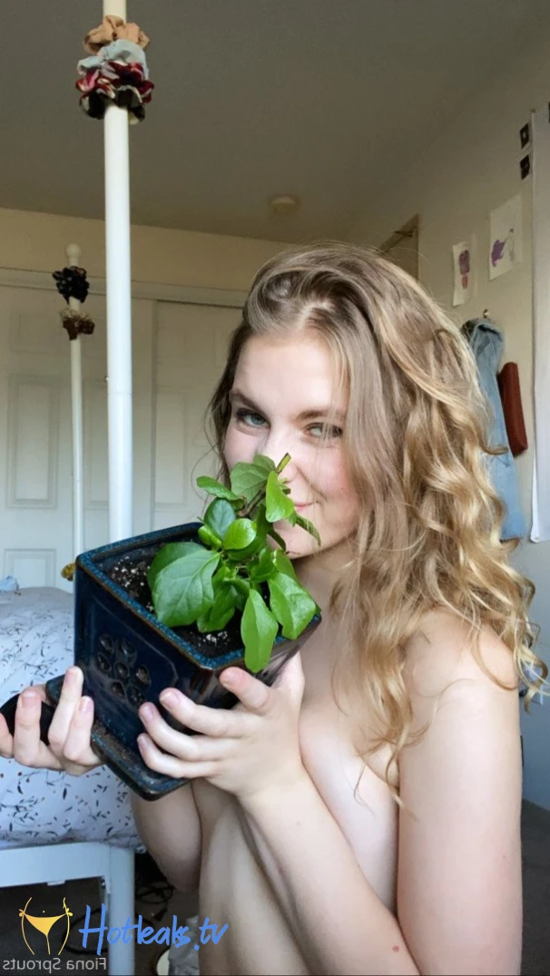 Fiona Sprouts 🌱(they/him) not a girl [ fionasprouts99 ] Onlyfans leaked photo 1577208 on Hotleaks.tv