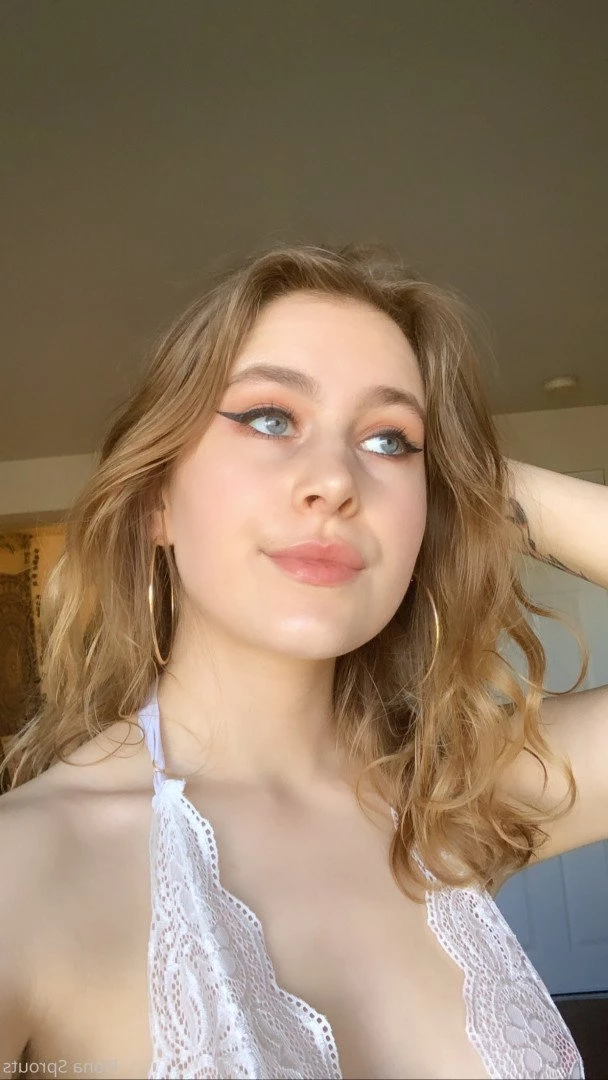 Fiona Sprouts 🌱(they/him) not a girl [ fionasprouts99 ] Onlyfans leaked photo 1577335 on Hotleaks.tv