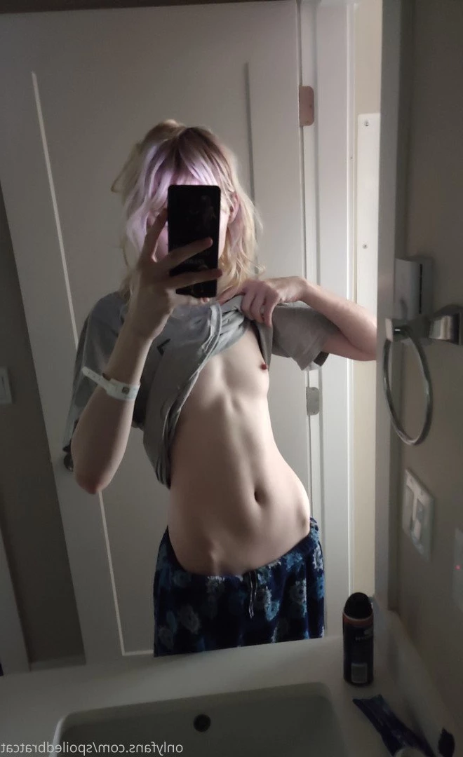 𝗖𝗔𝗧 🎮 [ spoiledbratcat ] Onlyfans leaked photo 4148831 on Hotleaks.tv