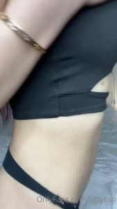 1915723