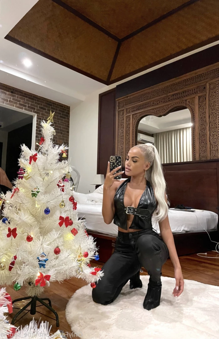 SophiaU. [ little_sophia ] Onlyfans leaked photo 11903649 on Hotleaks.tv