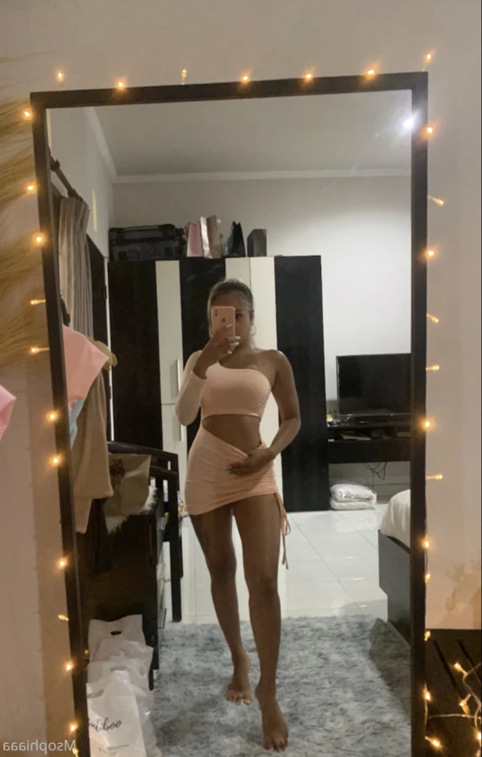 SophiaU. [ little_sophia ] Onlyfans leaked photo 12583781 on Hotleaks.tv