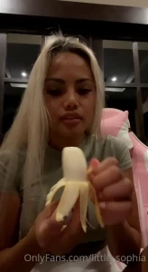 SophiaU. [ little_sophia ] Onlyfans leaked video 14474973 on Hotleaks.tv