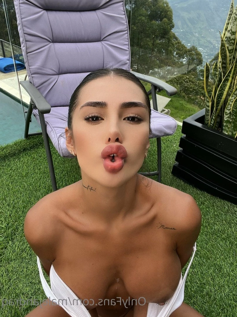 𝑴𝒂𝒓í𝒂 𝑨𝒍𝒆𝒋𝒂𝒏𝒅𝒓𝒂 𝑸 🌹 [ malejandraq ] Onlyfans leaked photo 1743886 on Hotleaks.tv