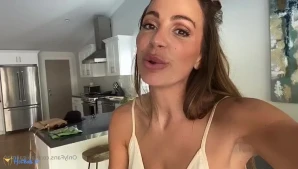 Abigail Mac [ abigailmac ] Onlyfans leaked video 10929552 on Hotleaks.tv