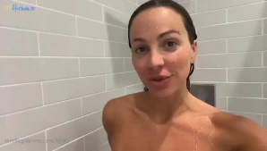 Abigail Mac [ abigailmac ] Onlyfans leaked video 15083366 on Hotleaks.tv