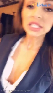 Abigail Mac [ abigailmac ] Onlyfans leaked video 15083596 on Hotleaks.tv