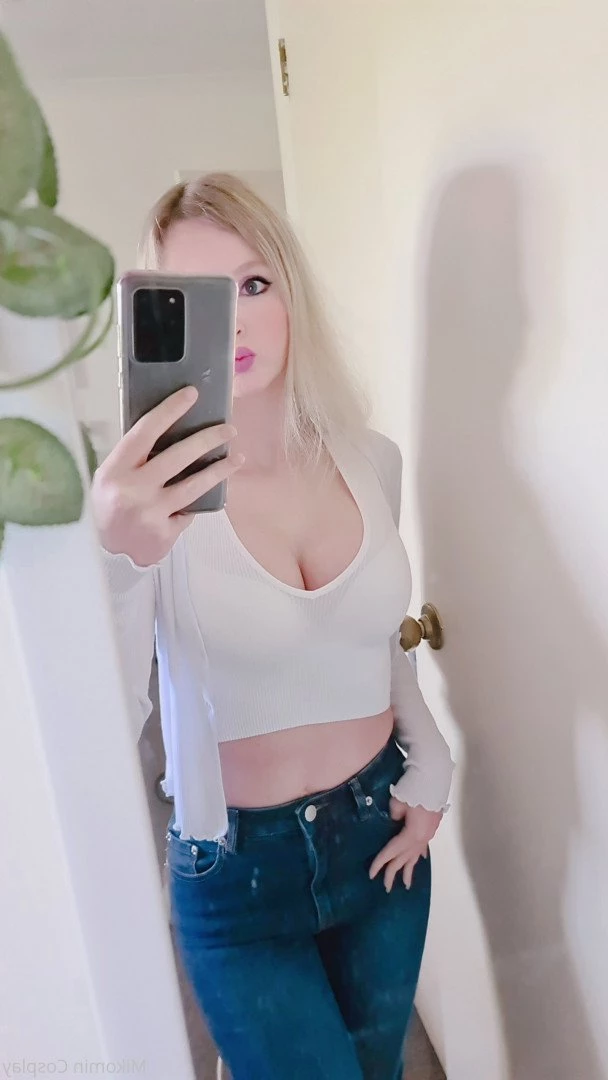 Evie Lee Mikomin [ mikomin ] Onlyfans leaked photo 2414727 on Hotleaks.tv