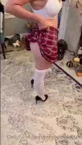 Mrs. Poindexter [ mrspoindexter ] Onlyfans leaked video 18348248 on Hotleaks.tv