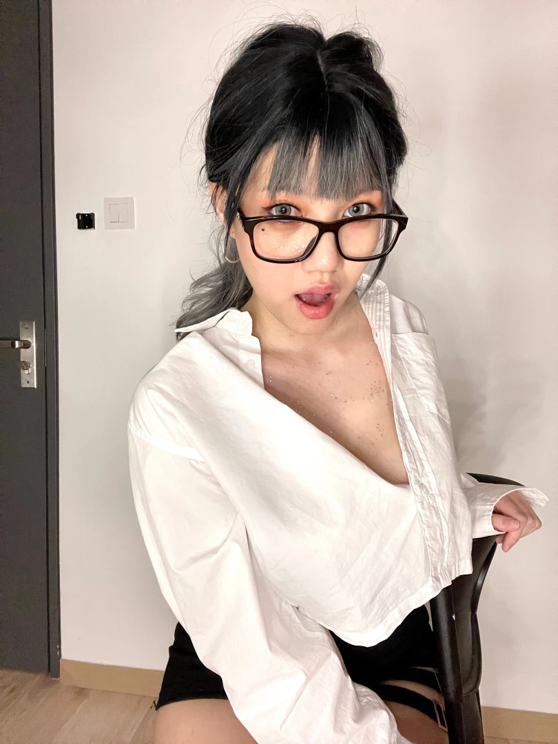 🍊 Nami 🍊 [ namigonewild ] Onlyfans leaked photo 7585830 on Hotleaks.tv