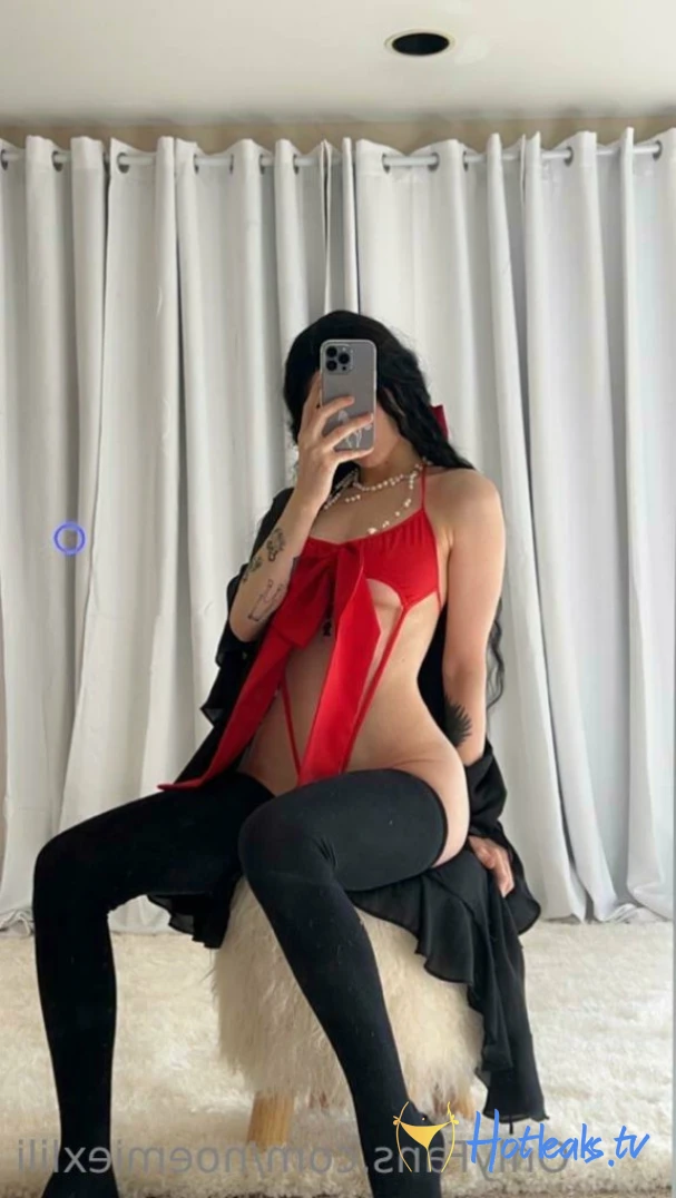 Noemie Lili [ noemiexlili ] Onlyfans leaked photo 13947506 on Hotleaks.tv