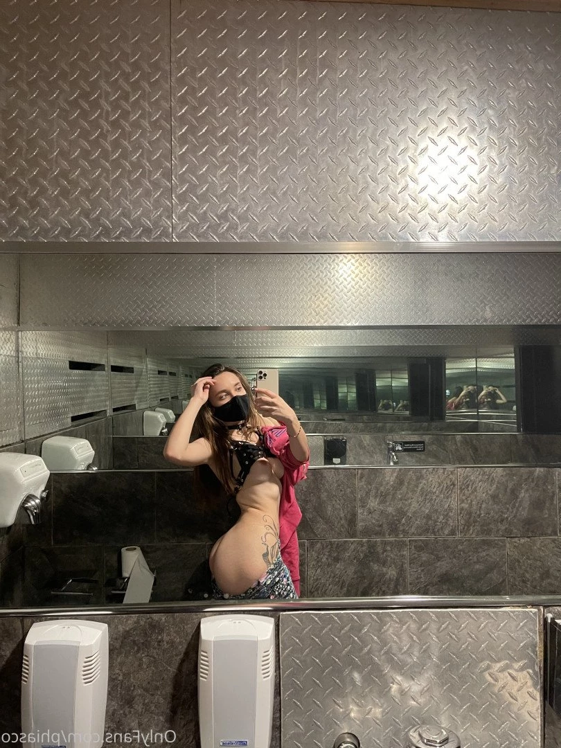 Phia [ phiasco ] Onlyfans leaked photo 1785773 on Hotleaks.tv