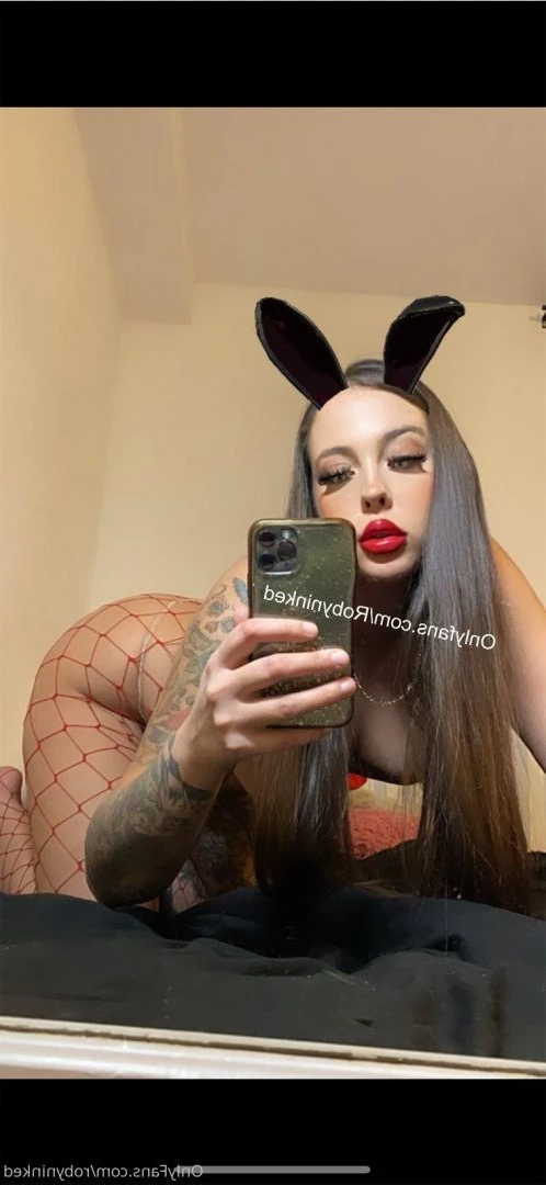 Robyninked Custom making queen 😈 [ robyninked ] Onlyfans leaked photo 1792170 on Hotleaks.tv