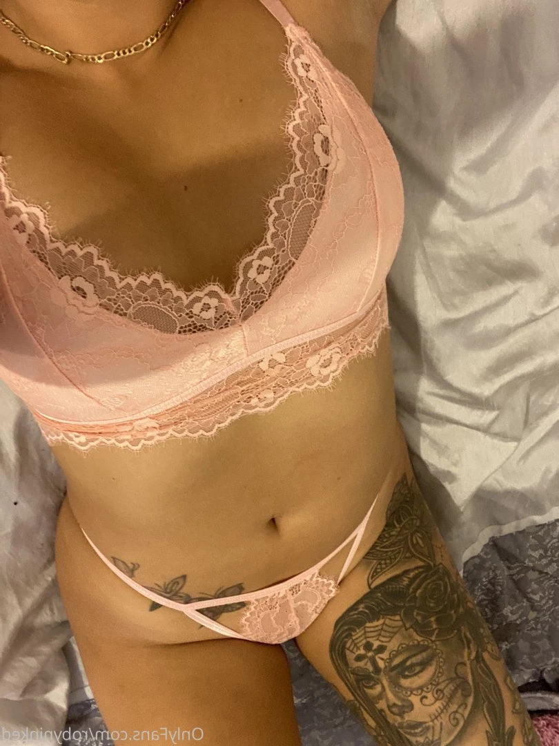 Robyninked Custom making queen 😈 [ robyninked ] Onlyfans leaked photo 1792683 on Hotleaks.tv