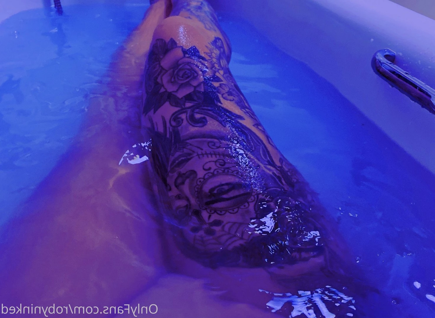 Robyninked Custom making queen 😈 [ robyninked ] Onlyfans leaked photo 1793053 on Hotleaks.tv